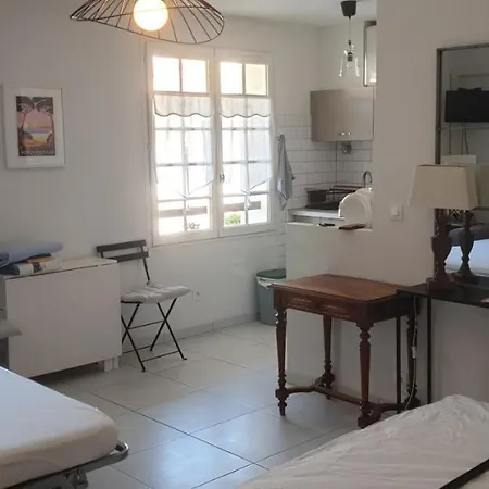Apartamento Avec Parking Privé *